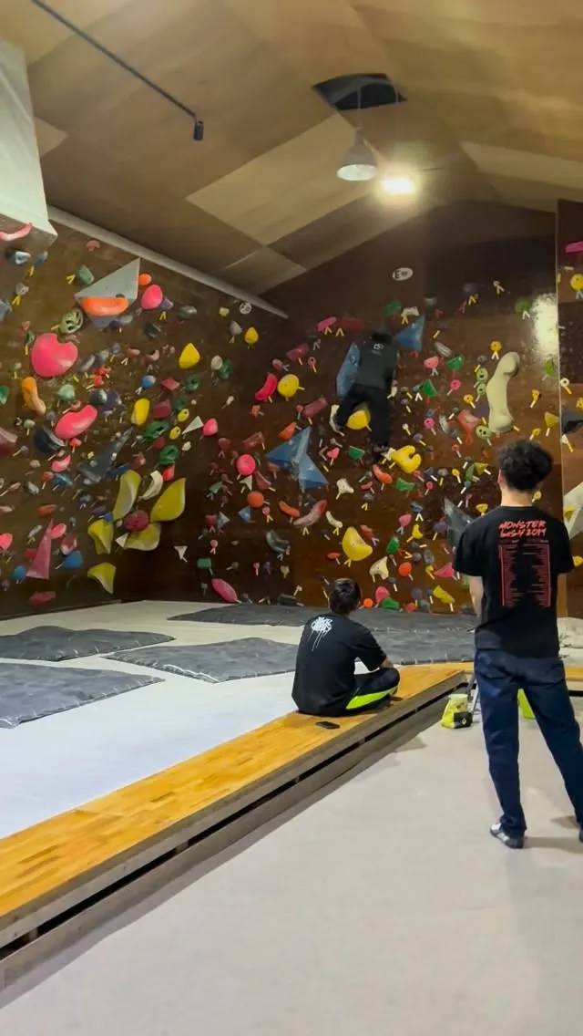 いつもはこの時間にいない人もいてボチボチ。